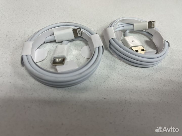 Провода на iPhone Новые