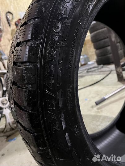 Nokian Tyres Hakkapeliitta 7 SUV 275/45 R20 110T