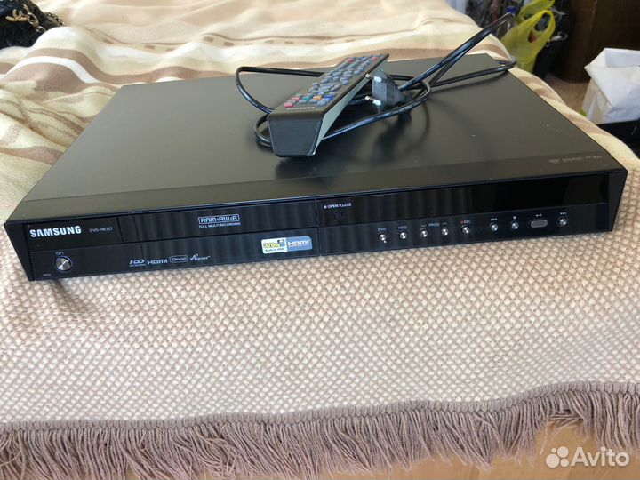 Рекордер пишущий samsung DVD-HR757 (320Гб.)