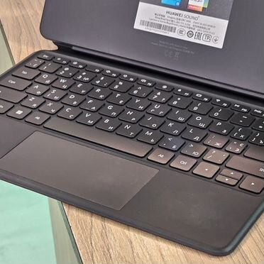 Суперский сенсорный ноутбук Huawei