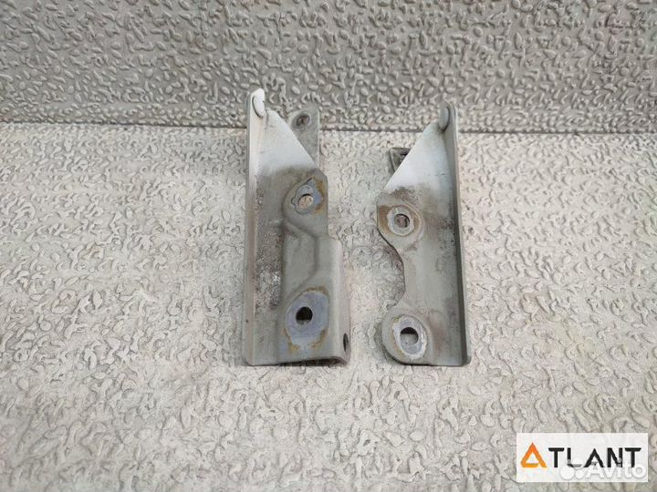 Петля капота mitsubishi minica