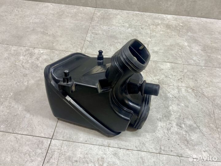 Резонатор воздушного фильтра Opel Astra J GTC