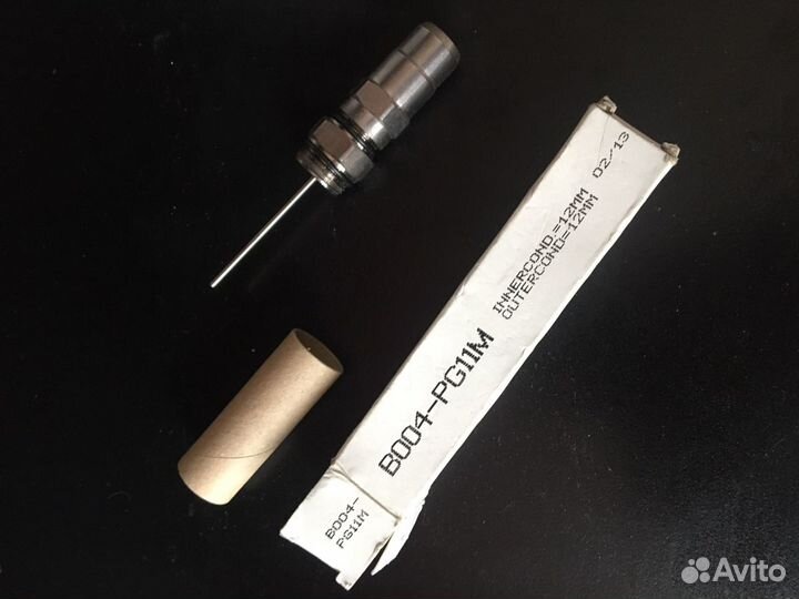 Разьём B004-PG11M