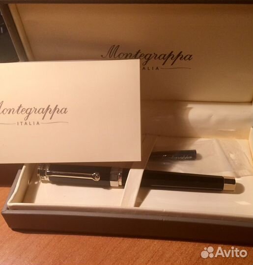 Ручка Montegrappa с золотым пером Италия