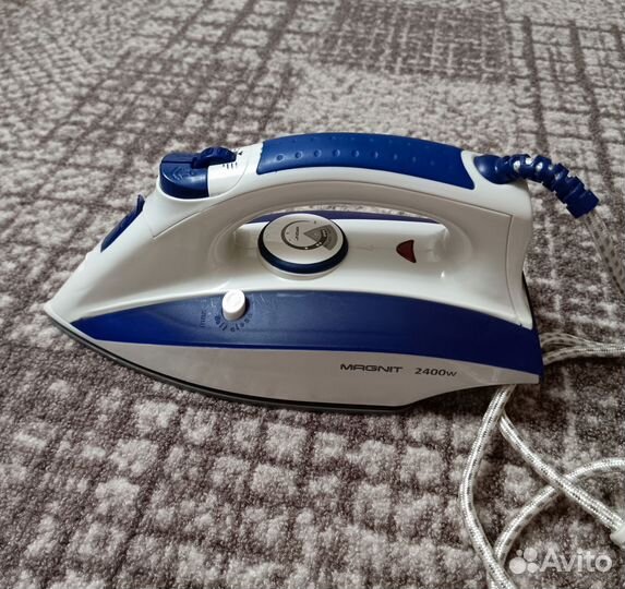 Утюг magnit 2400W