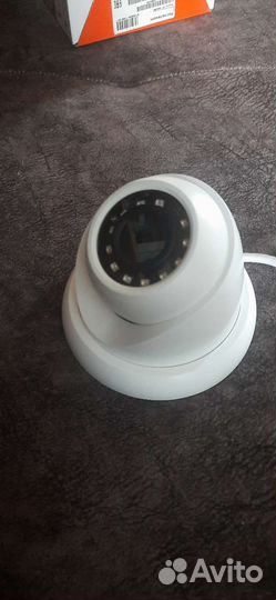 2 две камеры одна уличная другая домашния