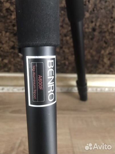 Штатив для фотоаппарата bento a600f