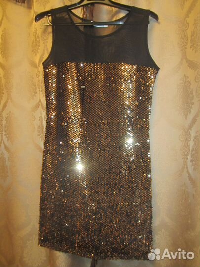 Отличное новое платье