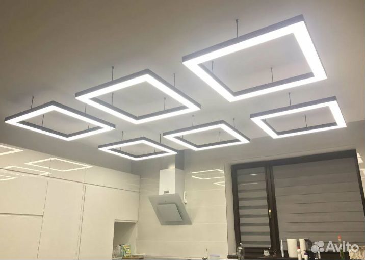 Светильник потолочный светодиодный фигурный