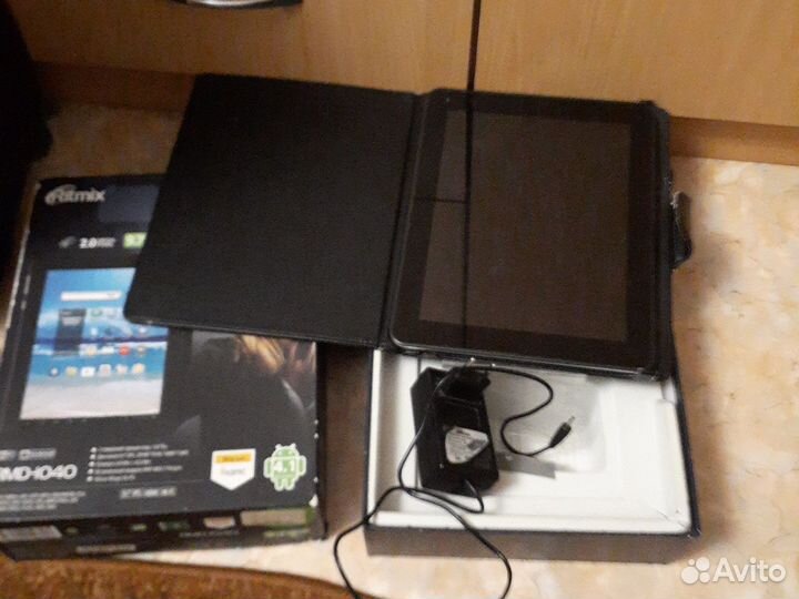 Планшет на запчасти