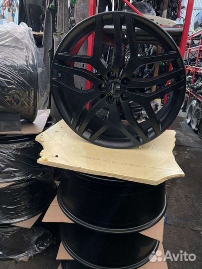 Комплект дисков R22 Range Rover L405 Sport L494