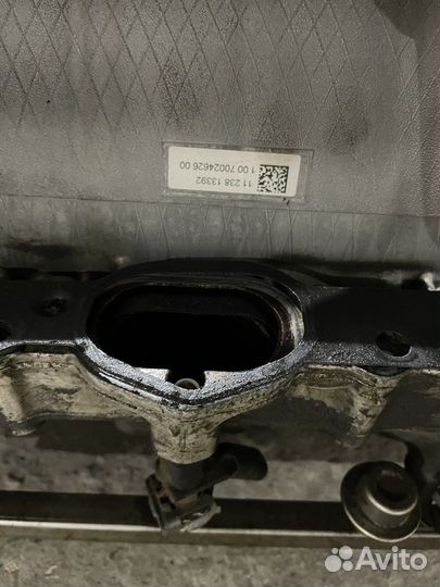 Коллектор мерседес мотор M 272