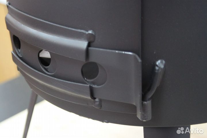 Печь с дверцей