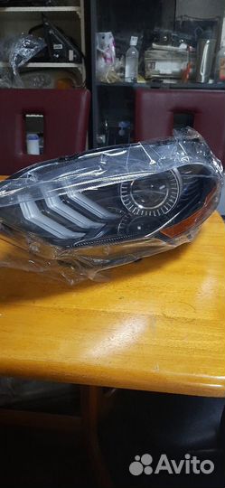 Фара ford mustang