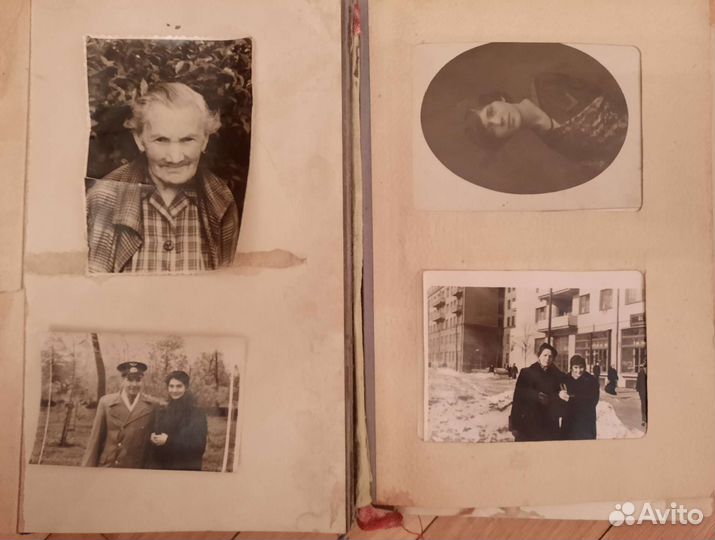 Альбом с фотографиями военных лет