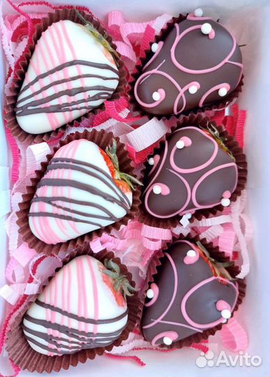 Бокс с 6 клубниками в шоколаде арт. 3184