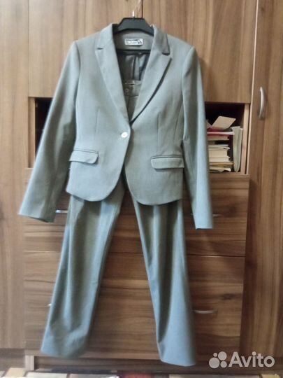 Костюм брючный школьный