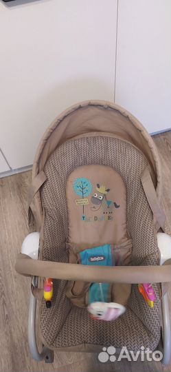 Шезлонг детский