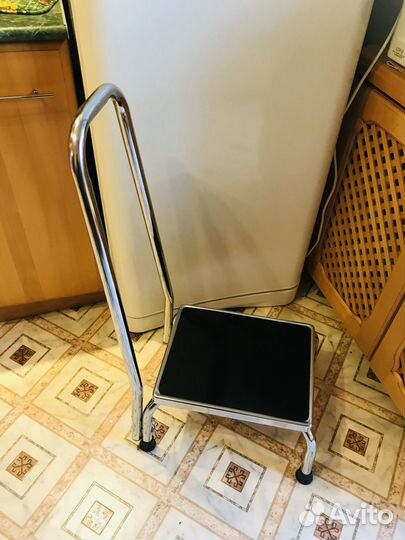 Ступень вспомогательная и ручки