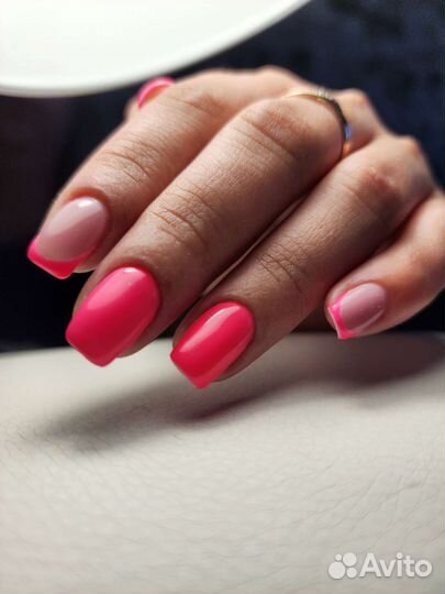 Маникюр с покрытием гель-лаком