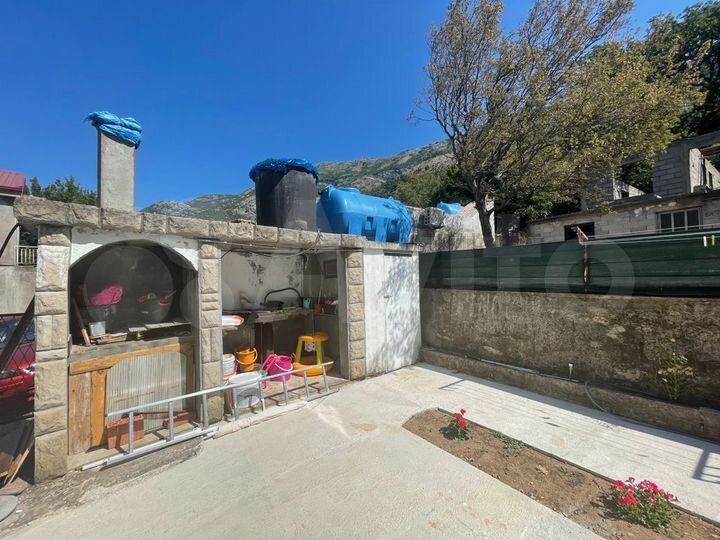 Дом 162 м² на участке 378 м² (Черногория)