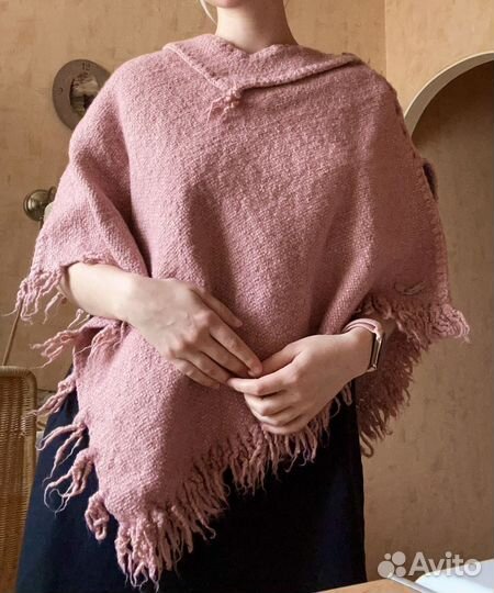 Пончо из шерсти