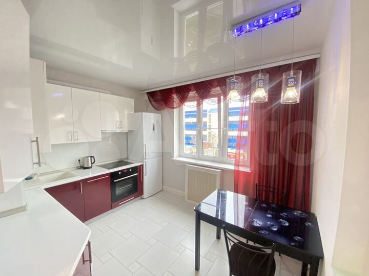 1-к. квартира, 52 м², 3/16 эт.