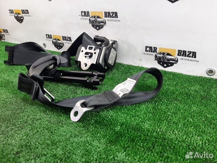 Ремень безопасности передний правый R