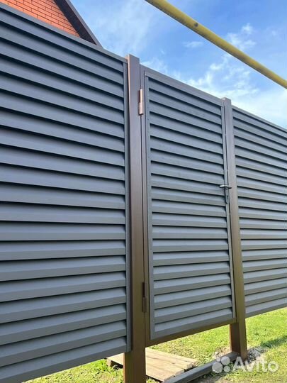 Забор из жалюзи ламелей под ключ