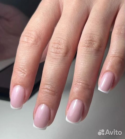 Мастер маникюра и педикюра