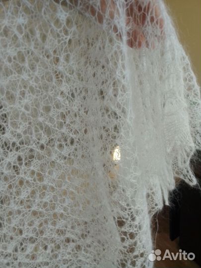 Пуховая косынка платок шаль