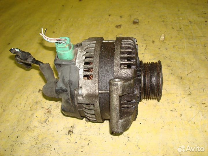 Генератор Honda Stepwgn RG1