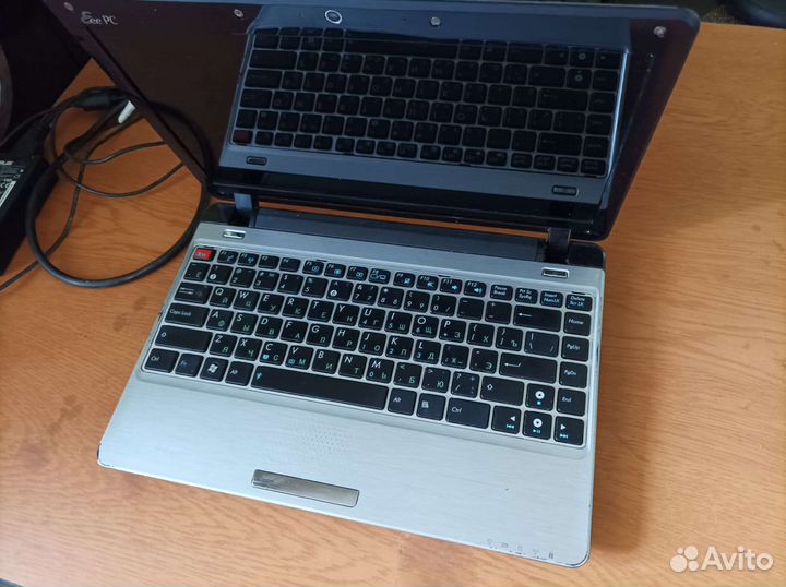Нетбук Asus eee pc