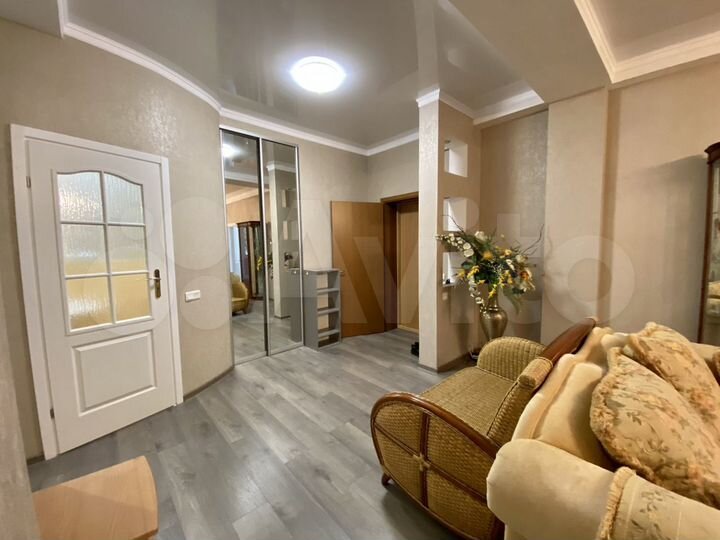 3-к. квартира, 87 м², 2/15 эт.