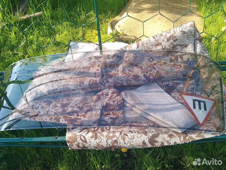 Стекло лобовое задние