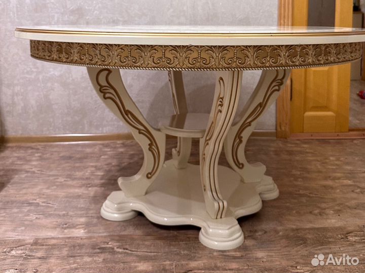 Стол круглый не раздвижной 120на120