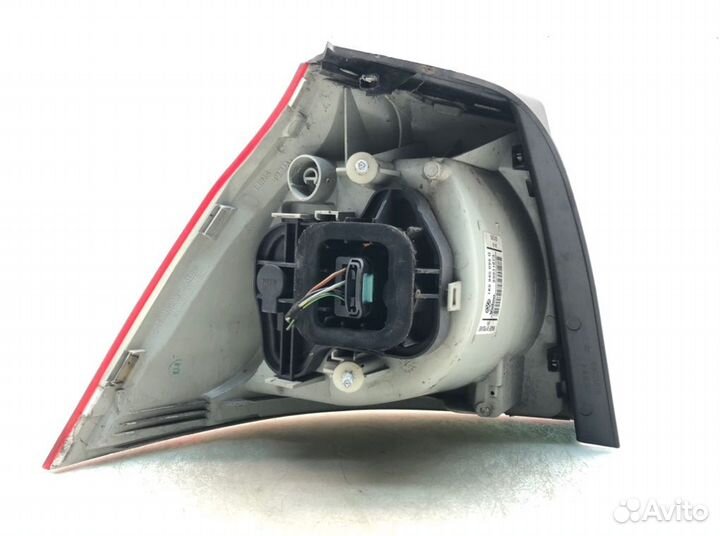 Фонарь задний правый Volkswagen Golf 5 1.9 TDI