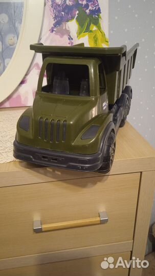 Игрушка Самосвал