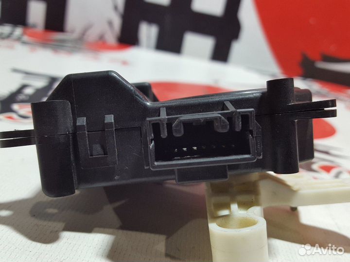 Корпус вентилятора отопителя Toyota Funcargo NCP21