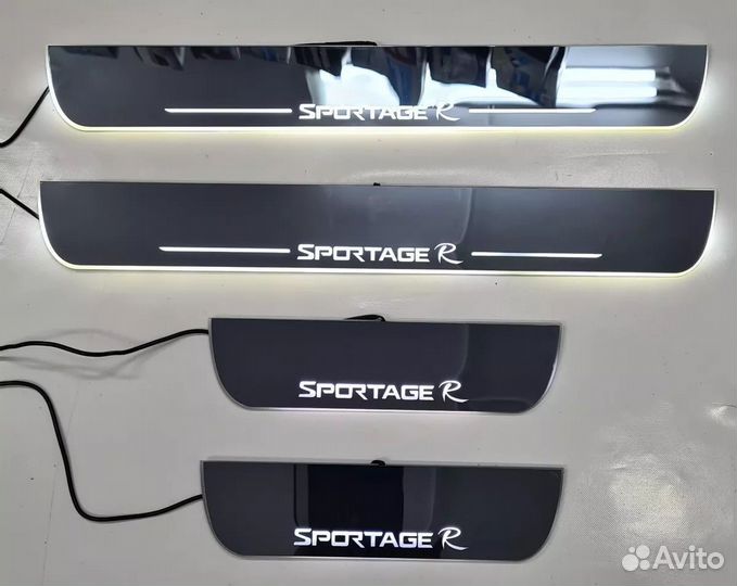 Накладки на проём порогов kia Sportage