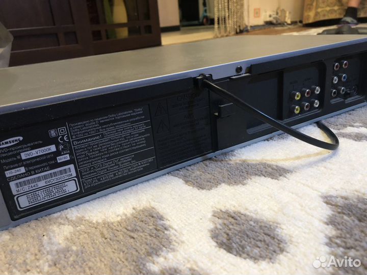 DVD плеер samsung DVD V-7000K
