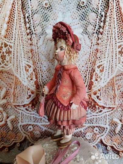 Ватная елочная игрушка по мотивам кукол брю