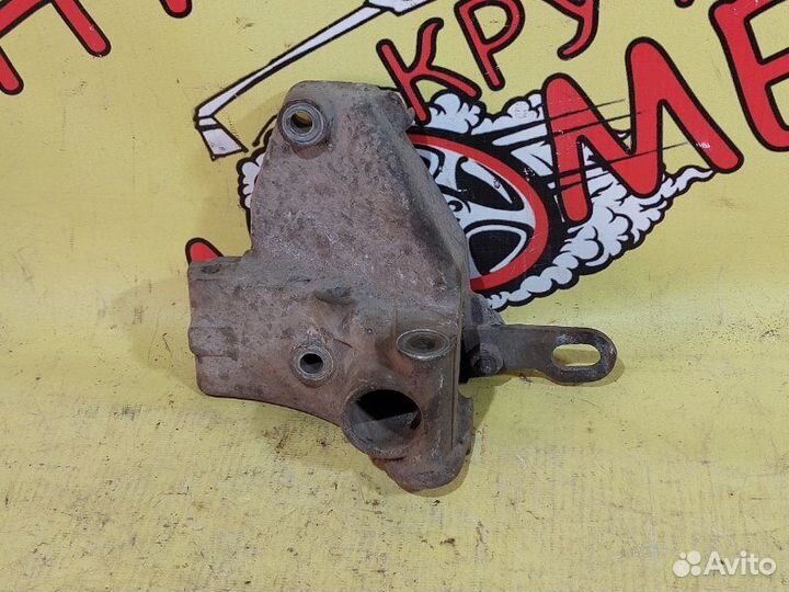 Кронштейн двигателя задний Ваз LADA 2112 хэтчбек
