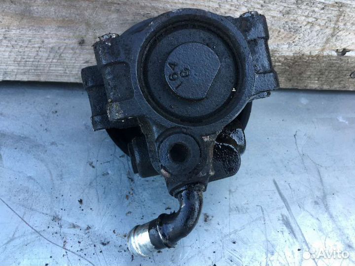 Насос гур на Ford Fiesta V (JH, JD )