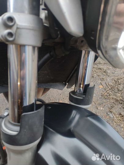 Suzuki GSR 600