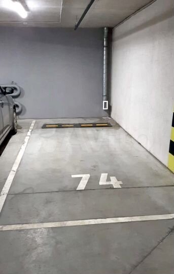 Машиноместо, 13 м²