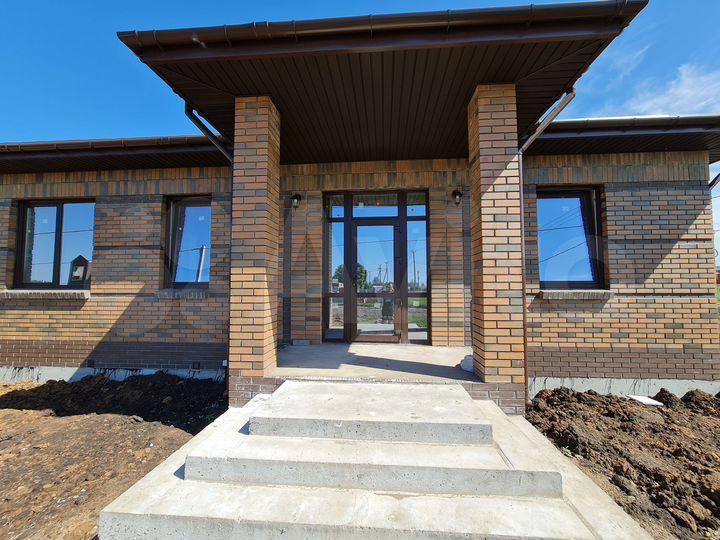 Коттедж 115 м² на участке 10 сот.