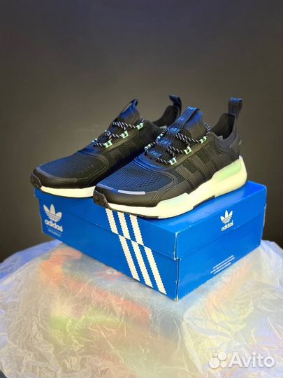 Кроссовки Adidas originals NMD V3