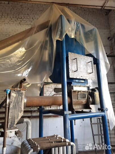 Предтопок автоматический на сыпучем топливе