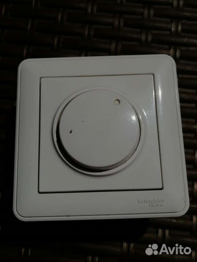 Schneider Electric SR-5S0-1-86 W59 светорегулятор